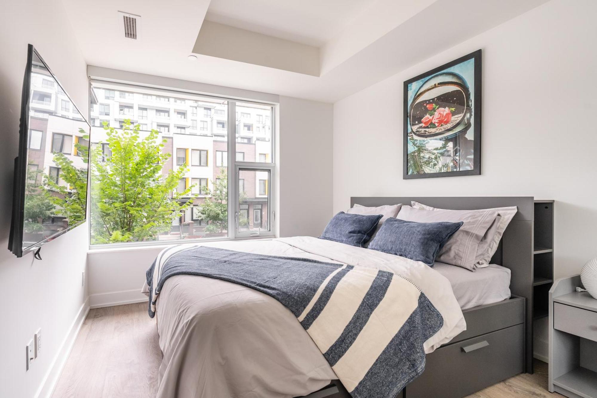 Spacious Corner Apartment Downtown 토론토 외부 사진