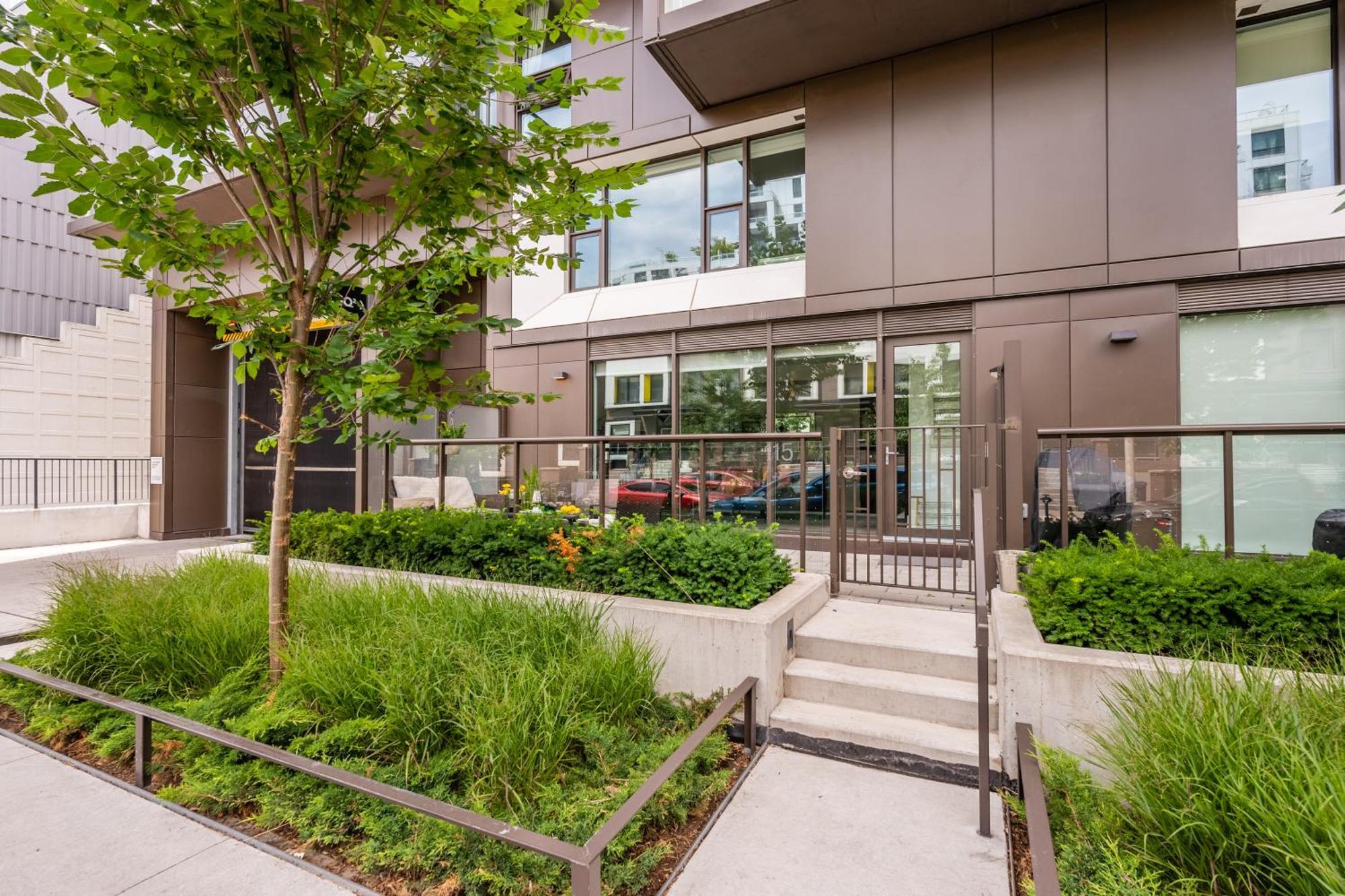 Spacious Corner Apartment Downtown 토론토 외부 사진